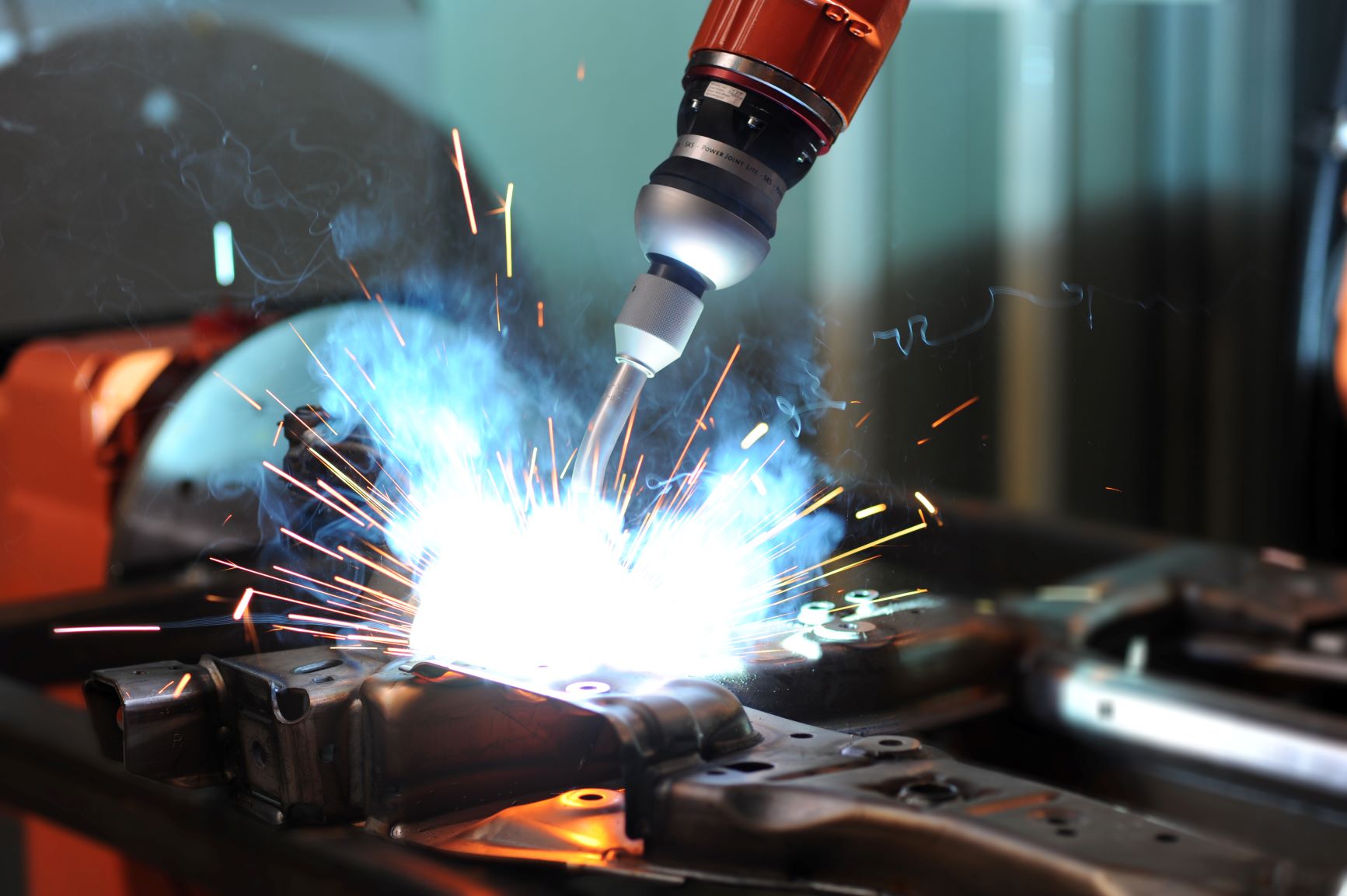 gestamp - 海斯坦普与工业4.0一起提高车辆的安全性